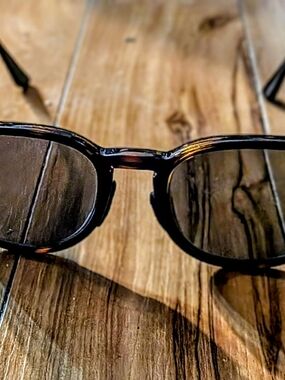 Ray-Ban Brown Tortoise Temple Arm with Light Blue Print
